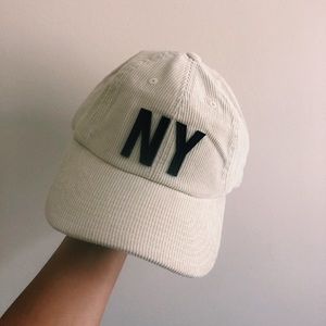 NY corduroy baseball cap / cream hat
